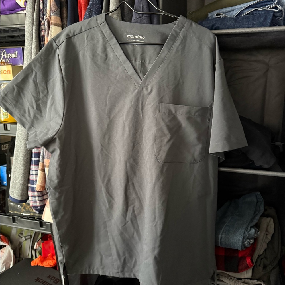Mens scrub top